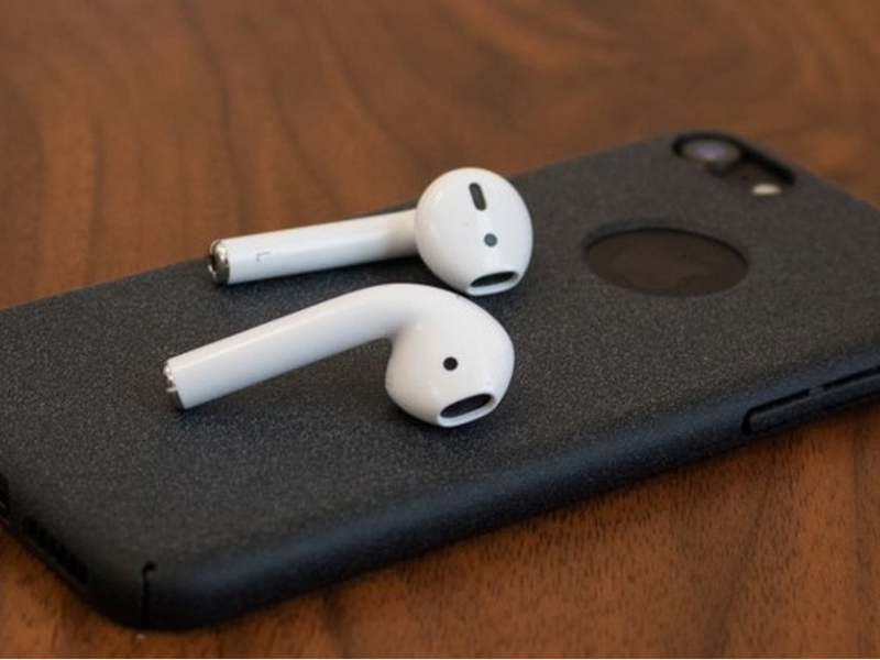 اضغط لمشاهدة الفيديو: آبل تطلق جيلاً جديدًا من "AirPods"